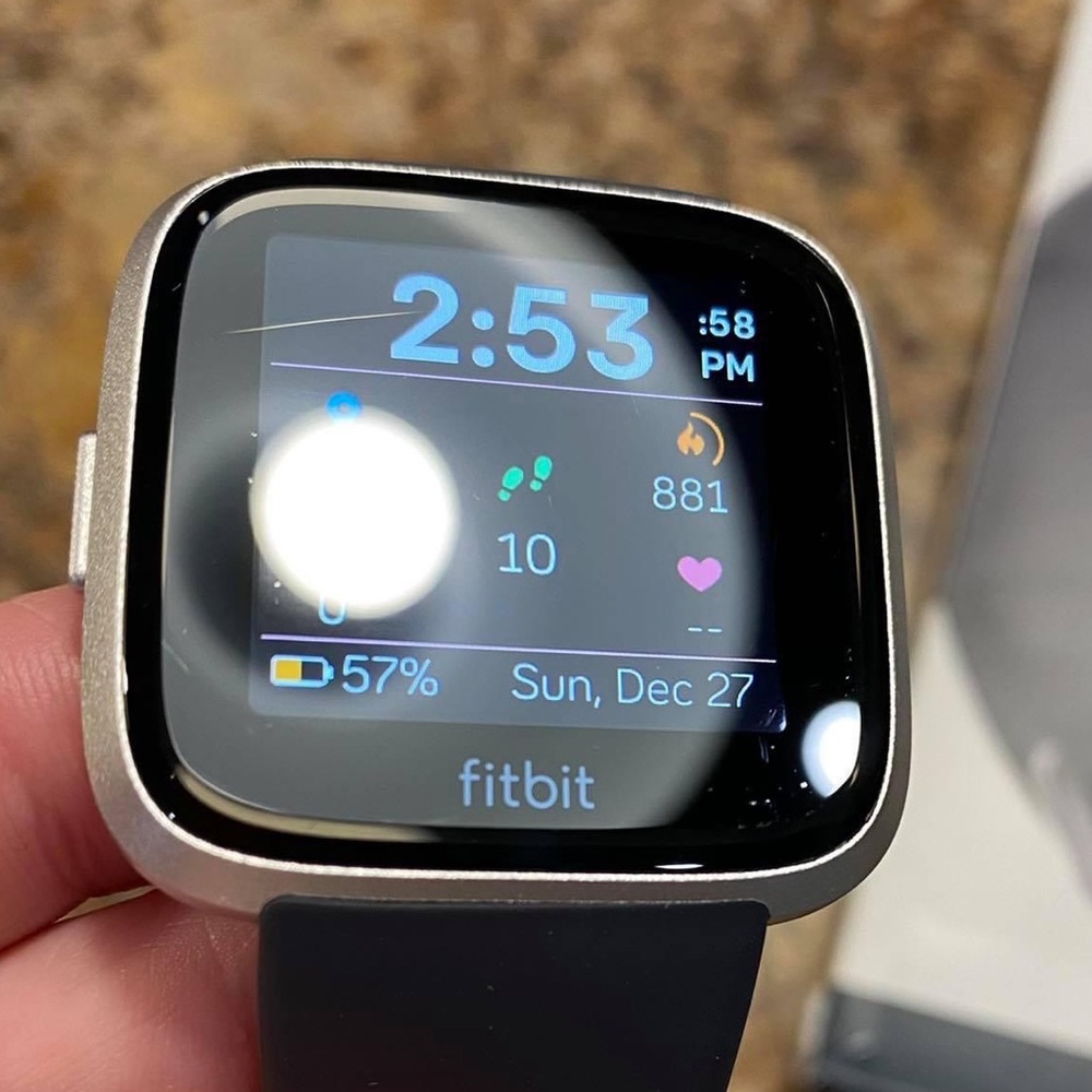 Black/Silver Fitbit Versa Lite - image 2